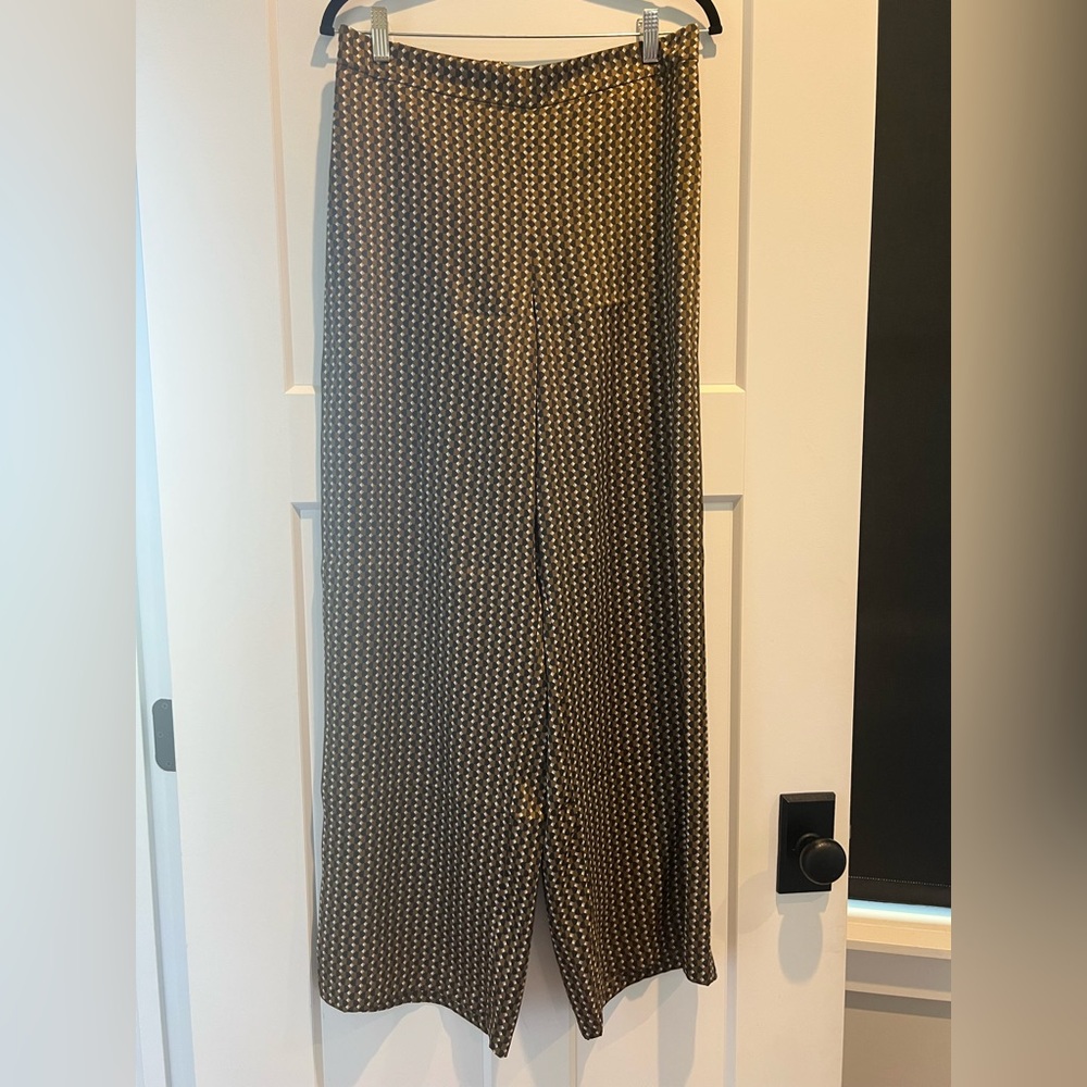 Banana Republic Geometric Wide-Leg Pants